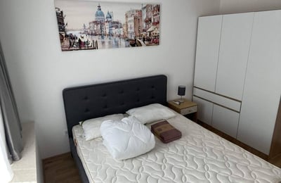 Rent of a modern 3-room apartment, Varna, Bulgaria